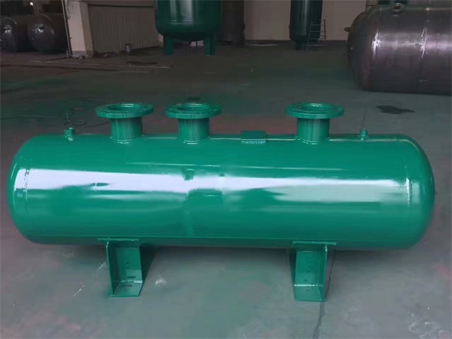 雷波雷波雷波蒸汽分气缸